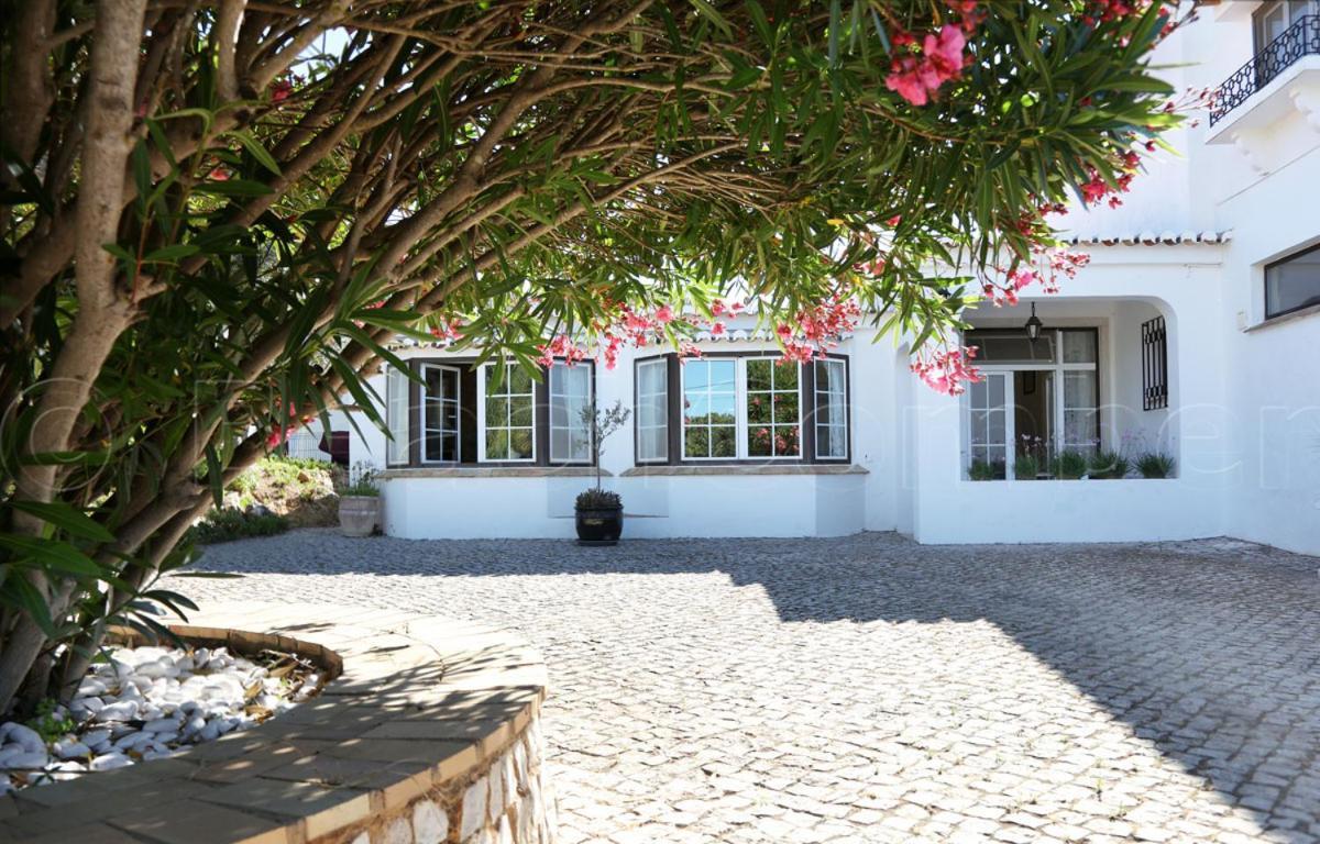 Casa Beachcomber Le Jardin Des Arts Lagos Luaran gambar